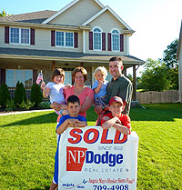 Angela May's Husker Homefinder real estate team or professional Realtors have a strategy to sell your Omaha Nebraska home!
